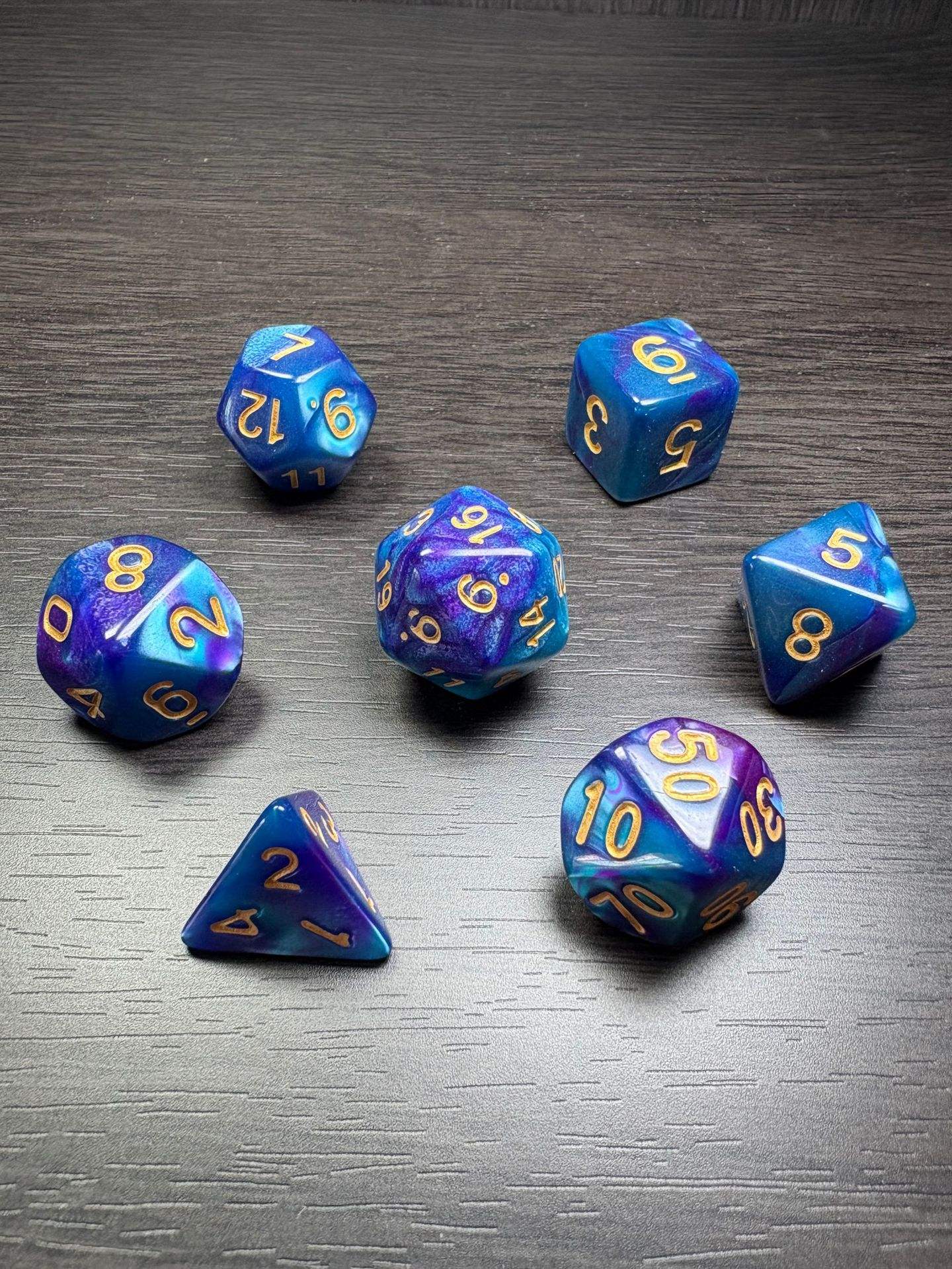 Multi-faceted seven-piece set 4