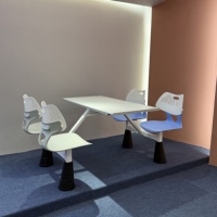 Ensemble table et chaises de restaurant commercial moderne, pour écoles et cafétérias, avec des caractéristiques durables, imperméables et douces