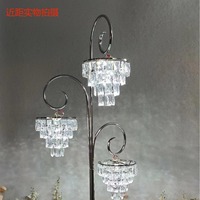 Lustre de sol vintage à 3 têtes avec cristaux LED pour allée, éclairage de guidage de chemin, idéal pour mariages, fêtes, événements et cérémonies