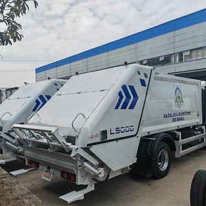 Shacman Refuse Compactor Garbage Truck 4x2 Diesel Engine 10cbm 12cbm Waste Compactor Truck for High-activity Processing - Product Image 4