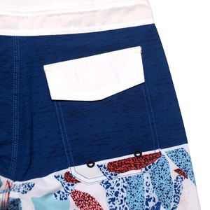 กางเกงขาสั้นชายหาดลายพิเศษ - โดดเด่นบนชายหาด - Product Image 6