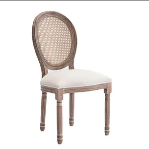 كرسي خشبي فاخر للبيع بالجملة بجودة عالية مع ظهر من الراتان كرسي لويس لحفلات الزفاف