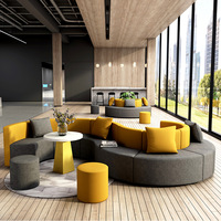 Canapé modulable écologique OfficeFabric au design créatif et original pour la formation, l'éducation précoce, la réception et le repos des invités
