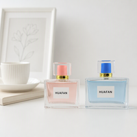 Flacon de parfum carré en verre transparent personnalisé de 30 ml, 50 ml, 100 ml, avec bouchon carré transparent, logo personnalisé, marquage à chaud et emballage