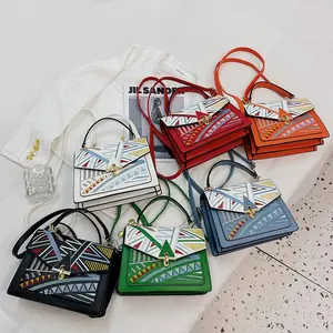 新しいトレンディなデザイナーの財布スリングトートかわいい女性のハンドバッグクロスボディレディースファッション小さな財布とハンドバッグ