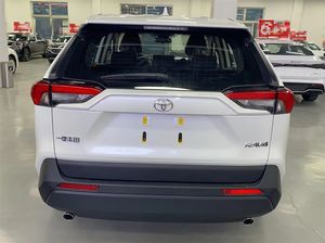 Voiture d'occasion, grande <span class=keywords><strong>promotion</strong></span>, <span class=keywords><strong>rav4</strong></span> essence 2.0 SUV traction avant 5 places - Product Image 3