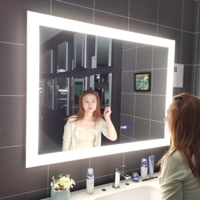 Miroir de salle de bain LED intelligent à intensité variable, personnalisé en usine, rectangulaire, moderne, avec fonction anti-buée, éclairage LED mural, miroir de vanité OEM