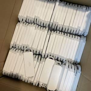 Câble de <span class=keywords><strong>charge</strong></span> magnétique pour montre intelligente pour montres S4/S5/S6/S7/<span class=keywords><strong>S8</strong></span>/S9 Câble de données USB Type-C avec chargeur sans fil Produit - Product Image 3