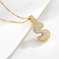 SSeeSY, joyería de moda a granel, cobre, nombre personalizado, cadena chapada en oro, colgante de letra de latón, collar inicial, proveedor de amuletos