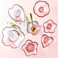 Vaisselle en verre Phnom Penh rose de style japonais créatif petit plat jetable à tremper en fleurs de cerisier pour les occasions de fête