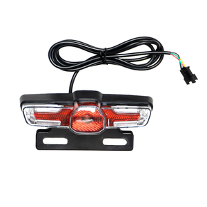 Accessoires de vélo <span class=keywords><strong>ENGWE</strong></span> Feu avant/arrière pour vélo électrique EP-PRO/ENGINE X/<span class=keywords><strong>P26</strong></span> Feu arrière pour vélo électrique - Product Image 3