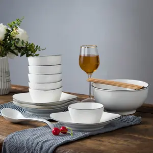 Wholesale Minimalist Style White Porcelain Dinnerware Sets Western Food Plate Ceramic Dinner Plates Bowls