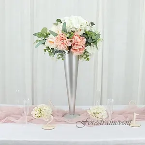 Fashion Silver High Bases for Floral Arrangements Wedding Table Centerpiece Metal Flower Vase Silver for Stage Decoration Items