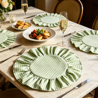Set de table et serviette en polyester vert sauge à volants ronds - Napperon isolant thermique pour mariage, fête, repas, décoration stimulant l'ambiance