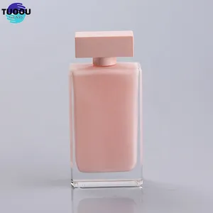 Bouteille de pulvérisation de parfum de couleur rectangulaire personnalisée avec pompe, vente en gros