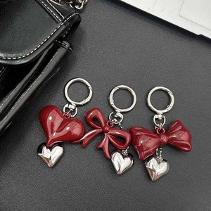 Fashion Simple 3D Love Heart Acrylic Keychain Bag Decoration Pendant Car Key Chain Mobile Phone Charms Keychain for Girls