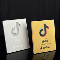 Plaque de récompense en aluminium noir argent or avec certificat en bois Tiktok Plaques de récompense pour les événements d'anniversaire MH-MJ0350