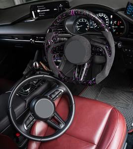 <span class=keywords><strong>Volante</strong></span> Estilo <span class=keywords><strong>Deportivo</strong></span> de 350 mm para <span class=keywords><strong>Mazda</strong></span> <span class=keywords><strong>3</strong></span>/CX-5/CX-8/CX-30/CX-90 2020-2023 con Pantalla LED, Fibra de Carbono y Cuero, Garantía de 1 Año - Product Image 1