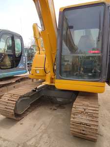 Prix d'usine Komatsu PC60 PC60-8 mini-excavatrices de petite taille 6 tonnes 6 tonnes excavatrices d'occasion excavatrice hydraulique sur chenilles à vendre - Product Image 2