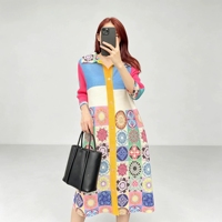Robe chemise plissée Miyake pour femme, grande taille, taille unique, imprimé visage abstrait Pop Art, boutonnée, longueur genou, vente en gros