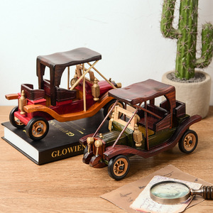 Modello di auto d'epoca <span class=keywords><strong>in</strong></span> <span class=keywords><strong>legno</strong></span> intagliato a mano elegante incisione artigianale per uso domestico Vintage decorazioni Creative per la casa - Product Image 2