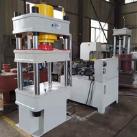 Machine de fabrication de casseroles en métal et aluminium Presse hydraulique à emboutissage profond à quatre colonnes de 200 tonnes pour la fabrication de casseroles