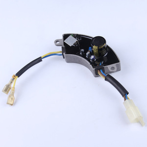 Régulateur de tension AVR, boîtier en aluminium, 2KW, 2.5KW, 2.8KW, pièce de générateur à essence AY001 - Product Image 1