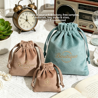 Pochette en velours rose pâle de luxe avec cordon de serrage, sac anti-poussière personnalisé, sac à bijoux en velours de qualité supérieure pour la protection des bijoux et l'emballage cadeau