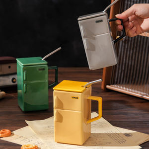 DD4326 Tasse à café en céramique rétro créative avec couvercle et paille, cadeau amusant pour couple de bureau - Product Image 2