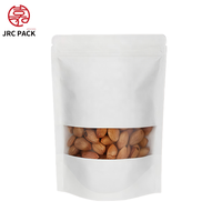 Sacs d'emballage en papier kraft blanc refermables de haute qualité avec fenêtre et logo personnalisé, conçus pour les aliments, les bonbons et les collations.