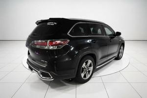 Toyota <span class=keywords><strong>Highlander</strong></span> 2017 2.0T AWD Luxe 7 places LHD, SUV familial grand format turbo essence d'occasion, disponible immédiatement pour l'exportation - Product Image 5