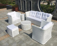 Ensembles de canapés confortables en rotin PE avec table basse, meubles en osier