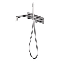 Robinet de baignoire mural moderne minimaliste en cuivre brossé avec cartouche céramique, mitigeur chaud/froid encastré, douche dissimulée intégrée au mur