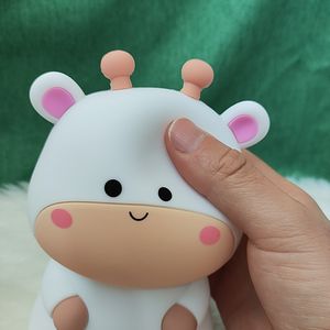 Veilleuse portable électrique pour bébé, adorable cerf en silicone avec LED, rechargeable par USB, changeant de couleur, pour chambre d'enfant - Product Image 5