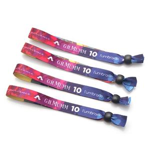 Muñequera de cuentas tejida para eventos de festival de tela hecha a mano ecológica ajustable personalizada con logotipo y color personalizado - Product Image 4