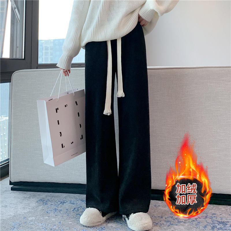 ผ้าชินีลสีดำหนาและบุด้วยผ้าฟลีซ