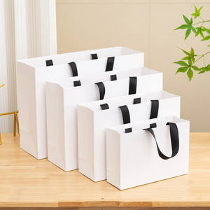 Wholesale Kraft Tote Bags Shopping Gift Bags For Clothing In Stock Threaded Rope Handle Embedded Rope <b>Packaging</b> Paper Bags - Product Image 5