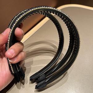 Diadema Ancha con Cuentas de Cristal Hecha a Mano para Mujer, Accesorio de Moda para el Cabello - Product Image 5