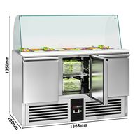 Mesa de Preparación Refrigerada Gastro Saladette PREMIUM de GGM, 1368 mm, Triple Puerta, Tapa de Vidrio, Eficiencia Energética A++, Descongelación Automática +4C