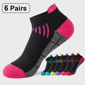 Chaussettes <span class=keywords><strong>de</strong></span> Sport <span class=keywords><strong>de</strong></span> Cheville Bon Marché en Gros, Chaussettes Courtes Unisexes pour la Course et le Basketball, <span class=keywords><strong>Lot</strong></span> <span class=keywords><strong>de</strong></span> 6 Paires - Product Image 1