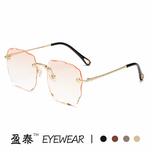 Frameless Square <b>Gradient</b> <b>Sunglasses</b> Gold Metal UV400 Women Fashionable - Product Image 4