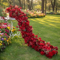 Künstliche Blumenreihe: Fabrik-Großhandel für realistische, farbige, gemischte Seidenrosen-Blumenläufer – Hochwertige Grünflor-Gangdekoration