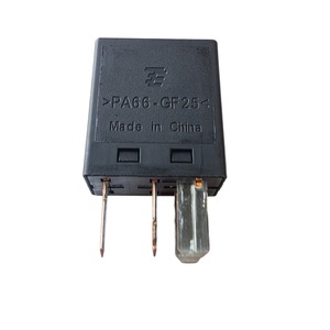 <span class=keywords><strong>Relais</strong></span> micro-automatique TE Connectivity V23074-A1001-A402 614 12V 30A 4 broches avec résistance pour pompe à carburant et soufflerie ABS - Product Image 3