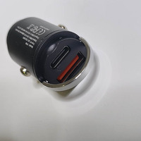 kualitas tinggi, adaptor pengisi daya ponsel, pengisian daya mobil super cepat, Port ganda logam paduan seng Tipe C 130W
