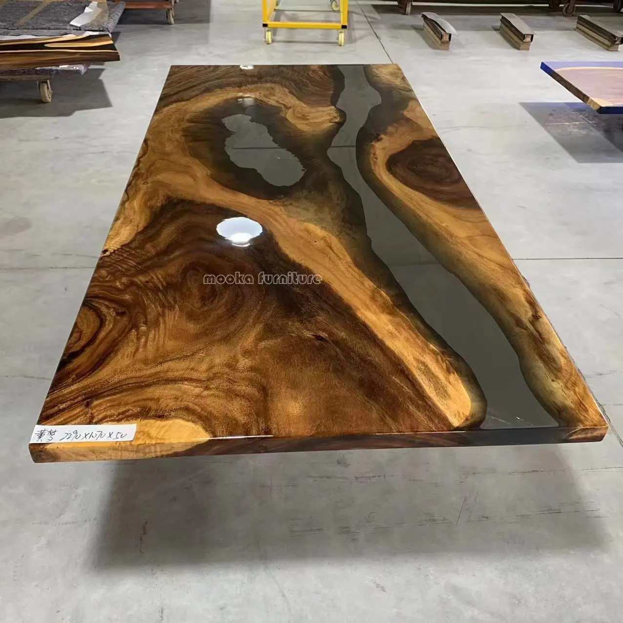 Luxe Grijze Epoxy Eettafel Hout Rivier Run Tafel Epoxyhars Tafel