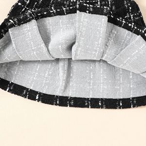 Set di <span class=keywords><strong>abbigliamento</strong></span> per ragazze <span class=keywords><strong>autunno</strong></span> 2025 <span class=keywords><strong>inverno</strong></span> per bambini all'ingrosso gonna Plaid in pizzo 3 pz Set di vestiti per bambini - Product Image 2