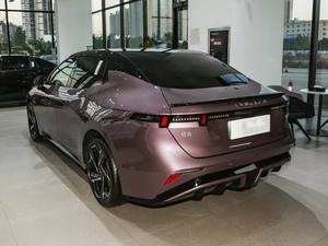 Lynk & Co 07 EM-P 2026 Sedán Mediano, Autonomía PHEV WLTC de 103 km, Potencia de 300 kW, Vehículo Familiar Premium de 4 Puertas y 5 Plazas - Product Image 2