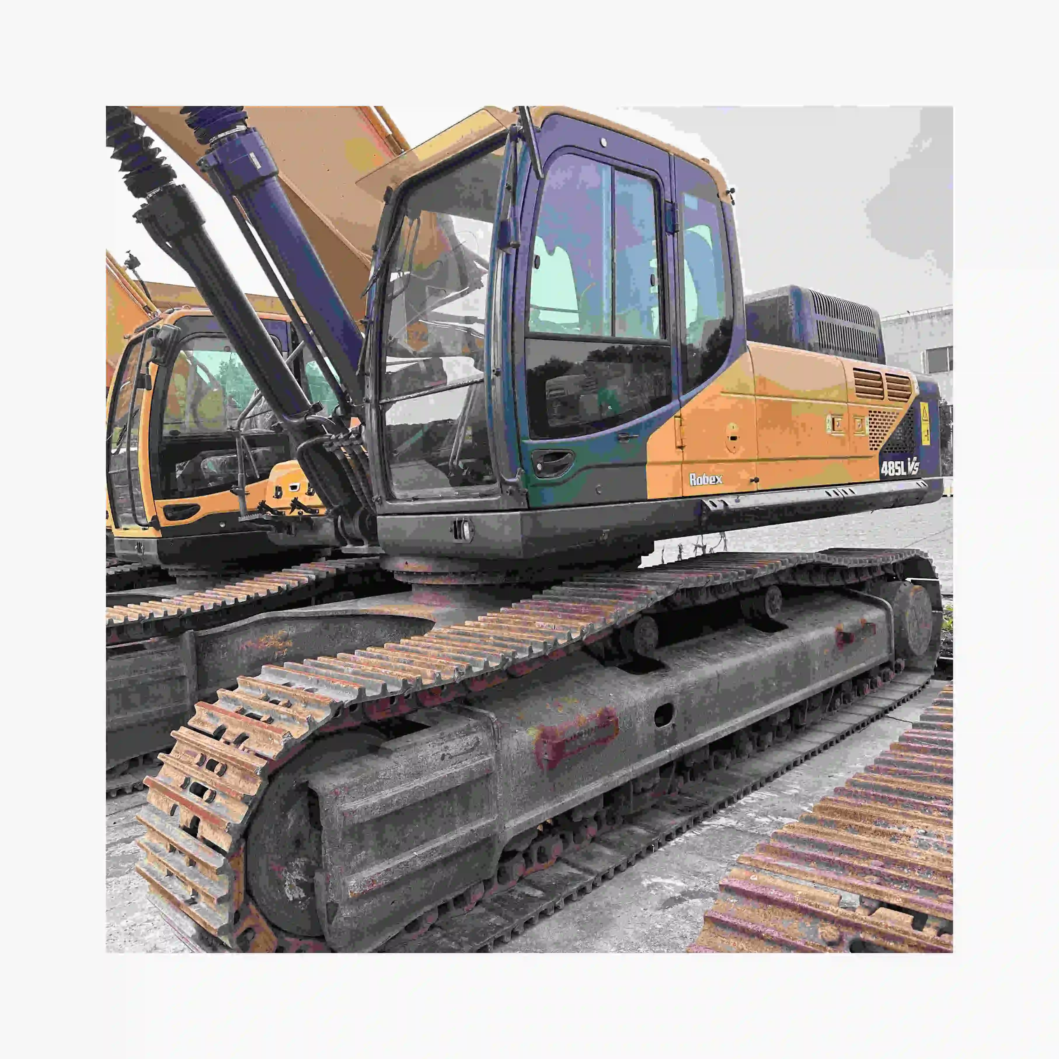 Second-Hand Hyundai 485 Excavators 48.5ton Heavy Machinery Crawler Earth-Moving Equipment