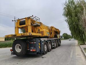 Grue sur chenilles d'occasion de 260 tonnes, nouveau modèle, avec boîte de vitesses, pompe et moteur PLC - Product Image 5