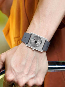 Orologio al Quarzo da Uomo TOMI T022 con Quadrante Quadrato - Design Minimalista di Lusso, Elegante Orologio Casual e Regalo Unico - Product Image 2